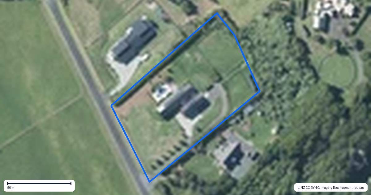 Property context map for 15 Kotuku Road, Waiuku