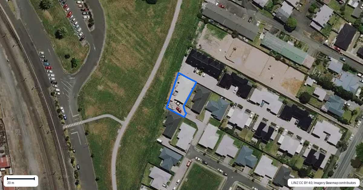 Property context map for 18 Queens Park Crescent, Frankton, Hamilton