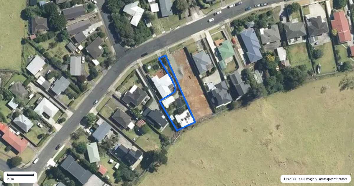 Property context map for 32A Wellesley Road, Mangere Bridge, Auckland