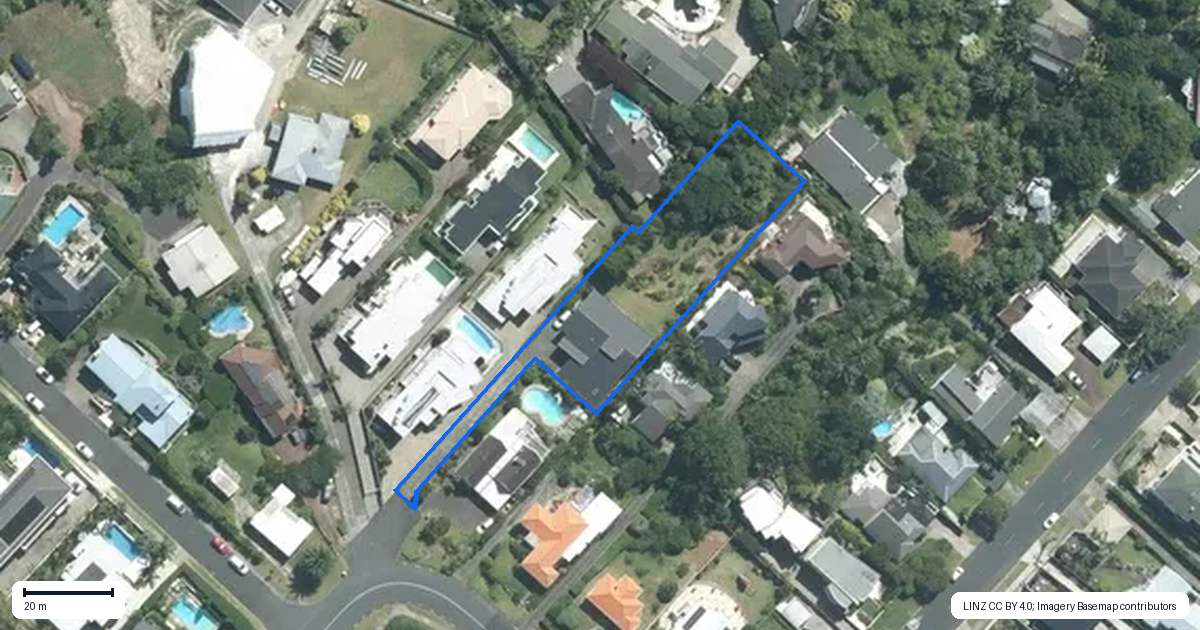Property context map for 50 Castor Bay Road, Castor Bay, Auckland