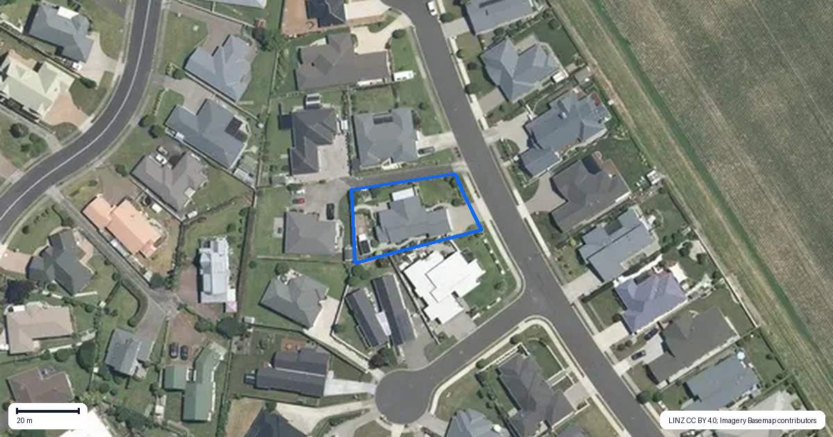 Property context map for 10 Maple Place, Matamata