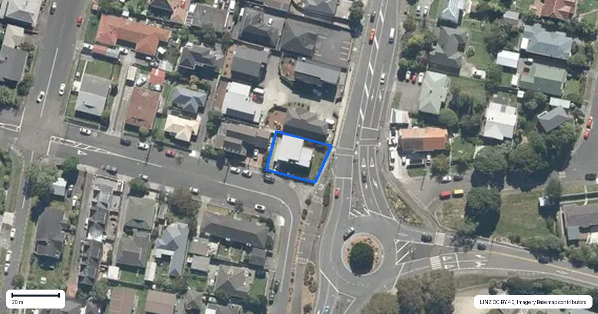 Property context map for 60 Whites Line West, Woburn, Lower Hutt