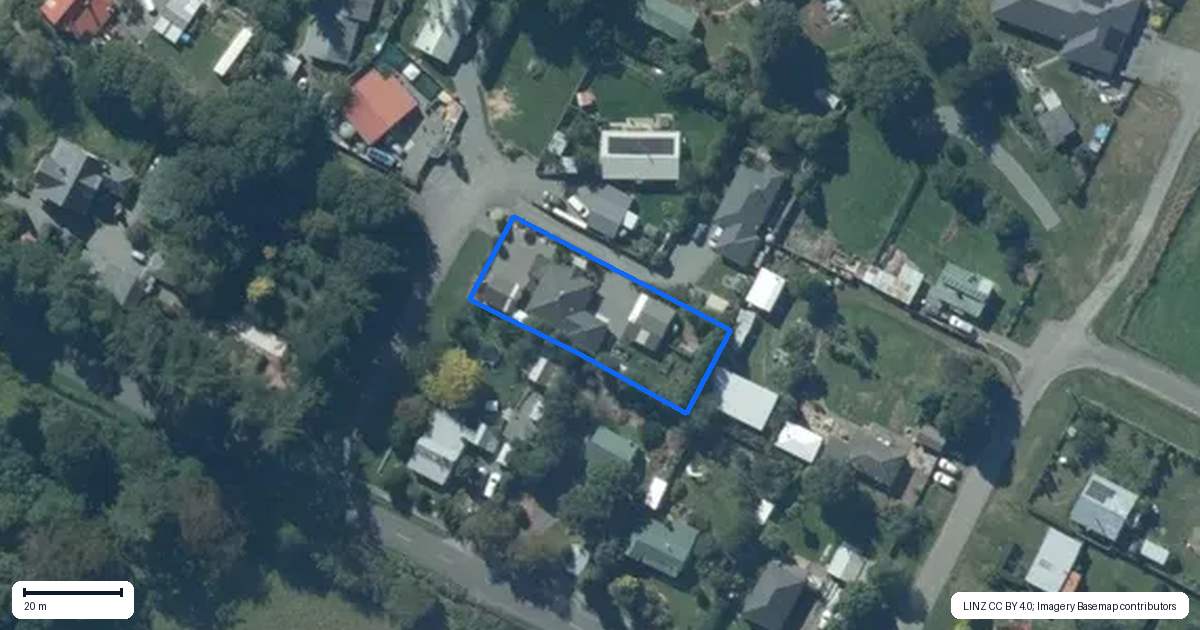 Property context map for 4 Bluff Street, Coalgate