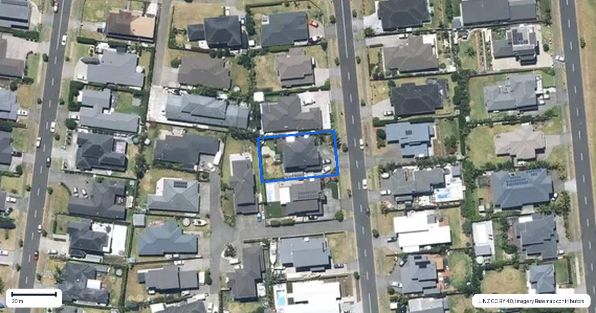 Property context map for 84 Liberty Crescent, Beachlands, Auckland