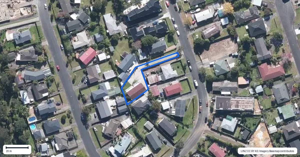 Property context map for 14B Pipitea Place, Massey, Auckland