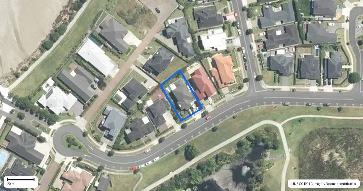 Property context map for 85 Capriana Drive, Karaka, Papakura