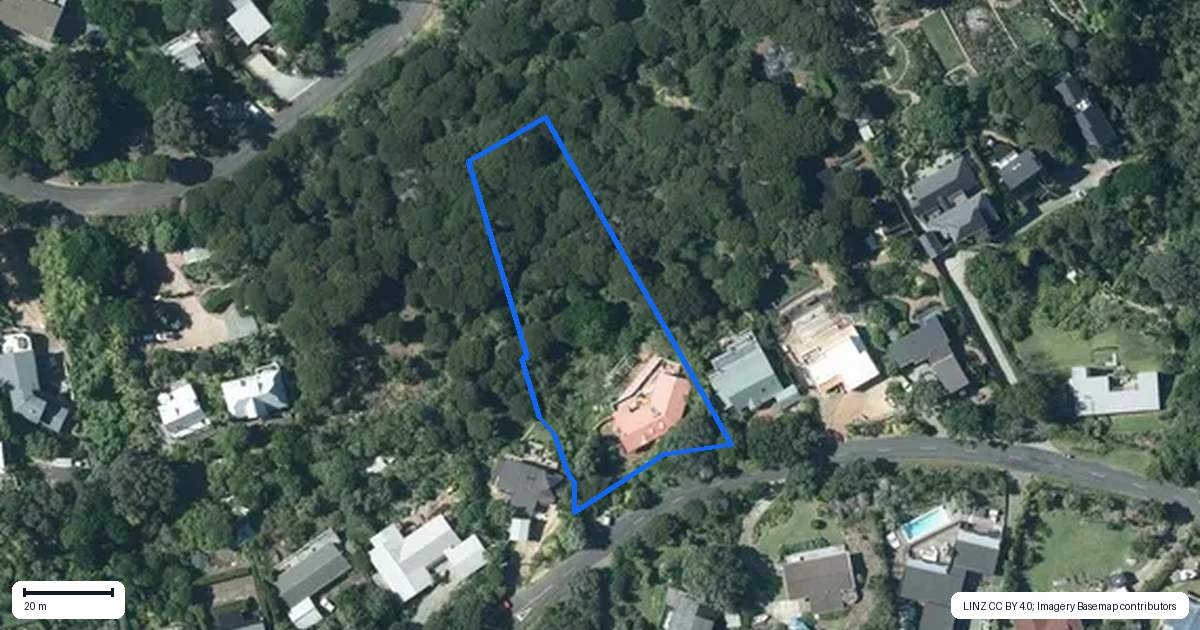 Property context map for 15 Coromandel Road, Oneroa, Waiheke Island