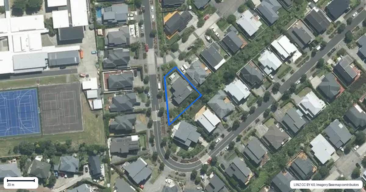 Property context map for 33 Caldera Drive, Long Bay, Auckland