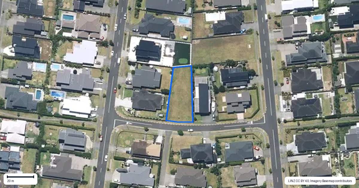 Property context map for 4 Freedom Lane, Beachlands, Auckland
