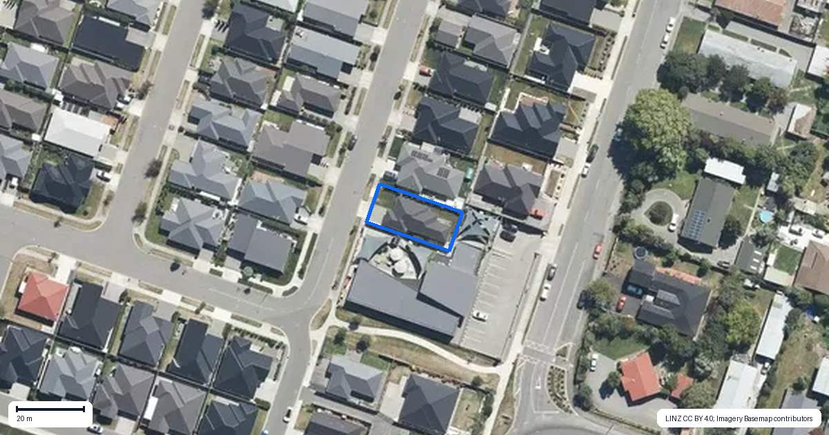 Property context map for 13 Cleland Crescent, Kaiapoi