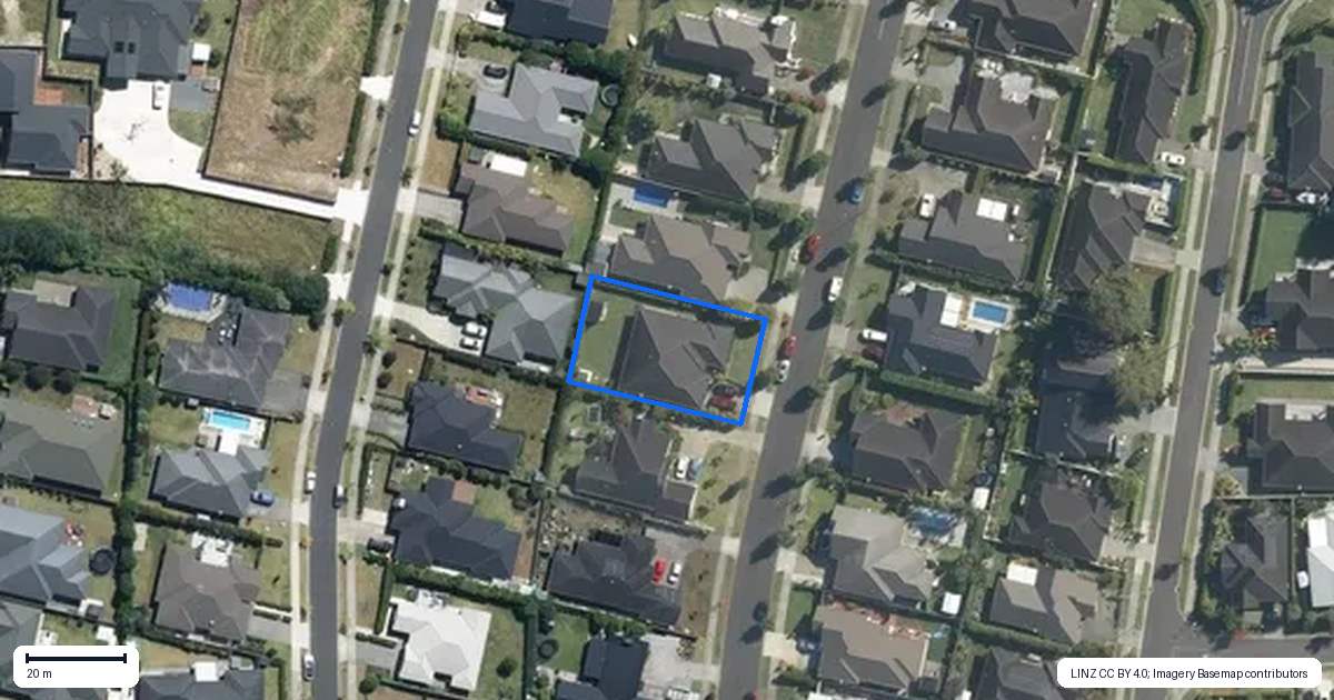 Property context map for 10 Pohutukawa Parade, Riverhead