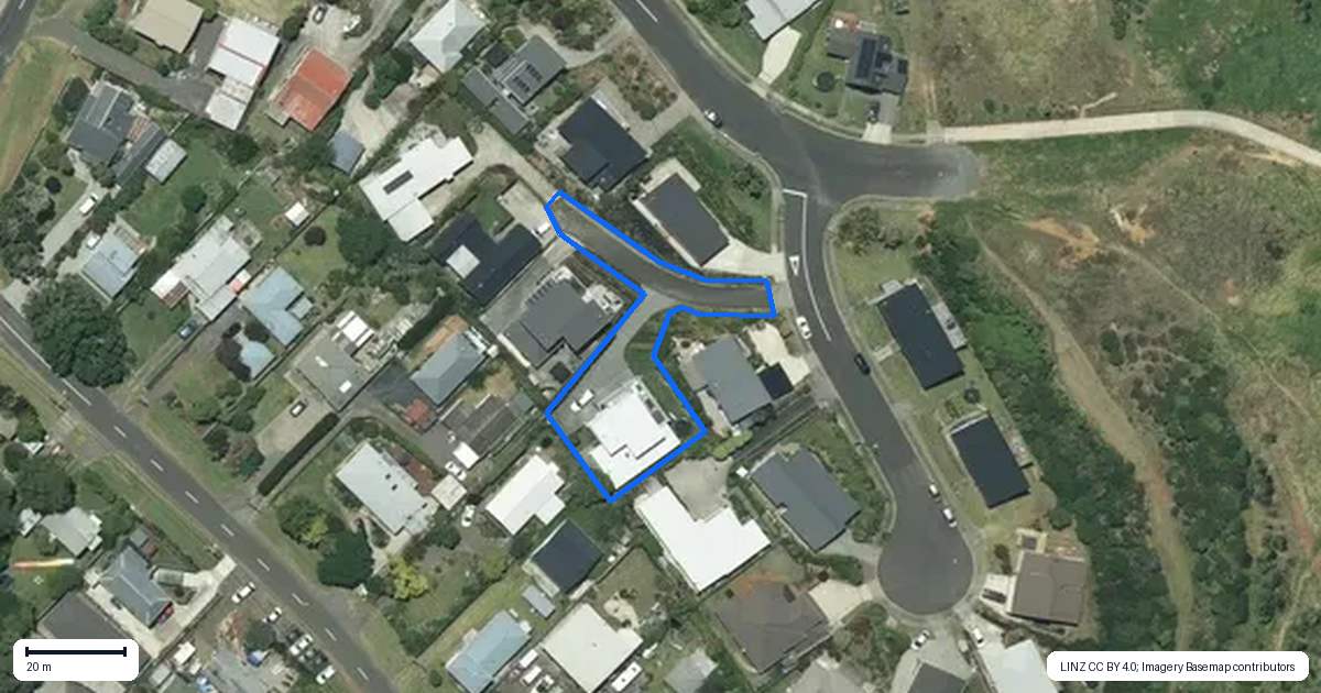 Property context map for 1/2 Mahana Place, Raglan