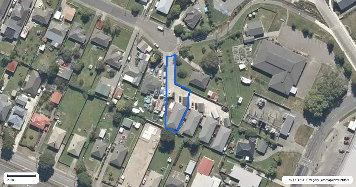 Property context map for 1/42 Hinau Grove, Wainuiomata, Lower Hutt