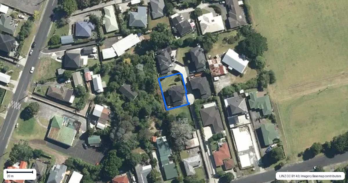 Property context map for 33C Cliff View Drive, Green Bay, Auckland