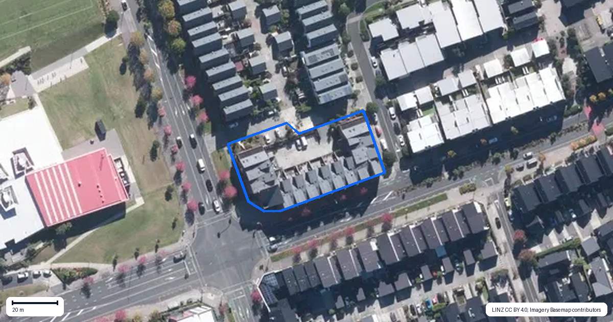 Property context map for 82 Hobsonville Point Road, Hobsonville, Auckland