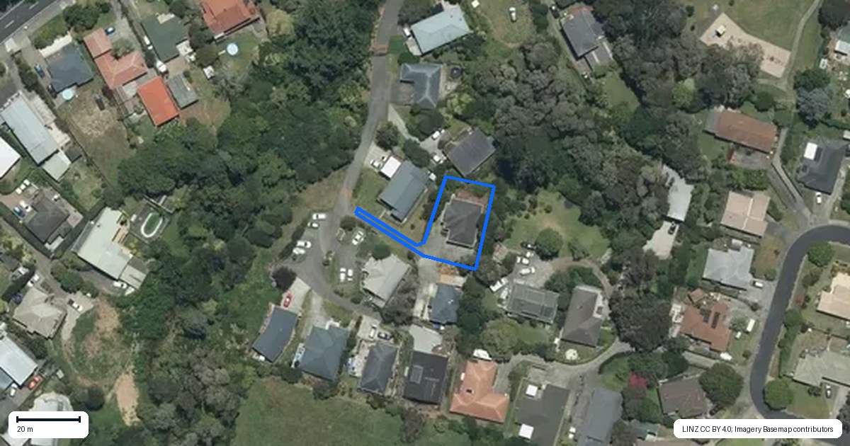 Property context map for 518E West Coast Road, Oratia, Auckland