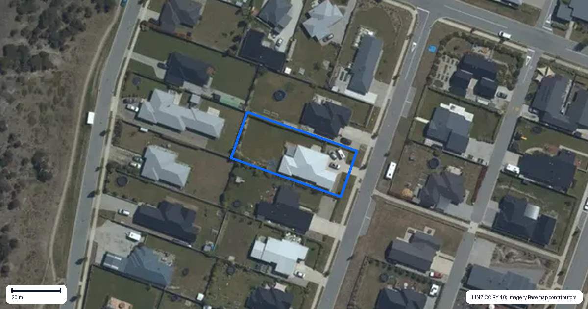 Property context map for 18 Snowberry Street, Albert Town, Wanaka