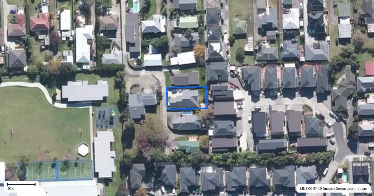 Property context map for 91B Wharf Road, Te Atatu Peninsula, Auckland