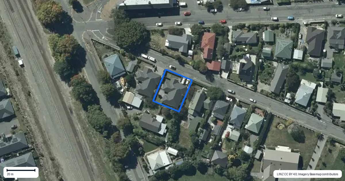Property context map for 10 Rollin Street, Heathcote Valley, Christchurch