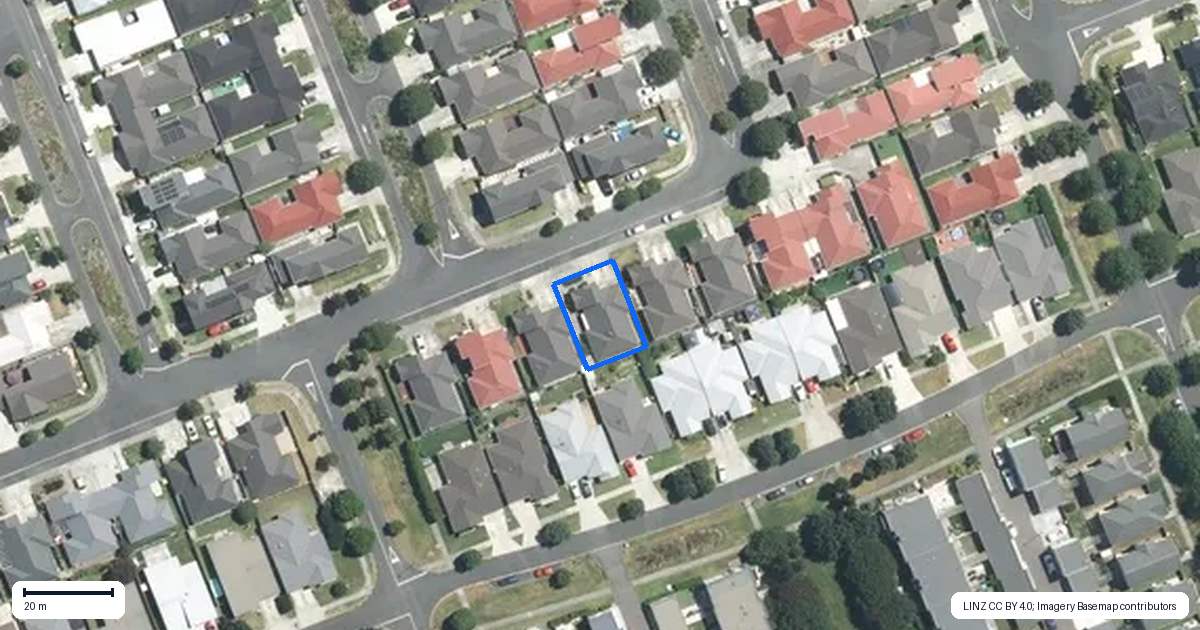 Property context map for 11 Whekau Drive, Takanini, Auckland