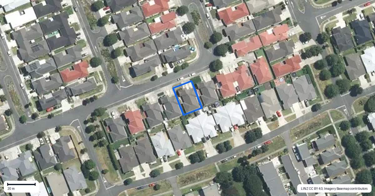Property context map for 13 Whekau Drive, Takanini, Auckland