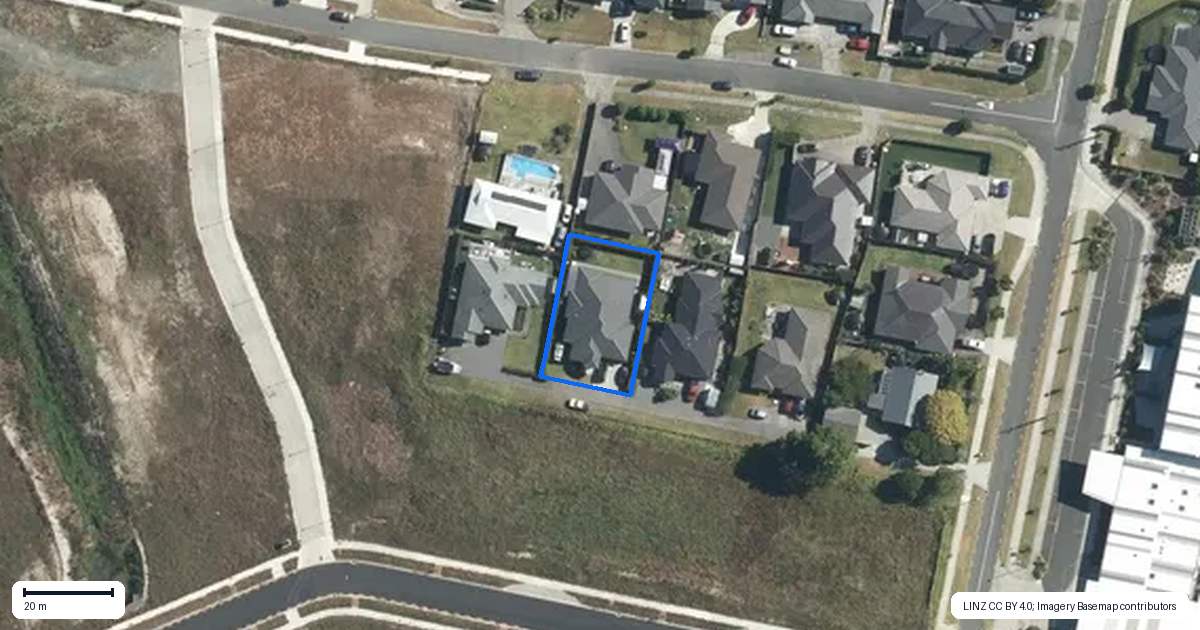 Property context map for 44C Gilbransen Road, Kumeu