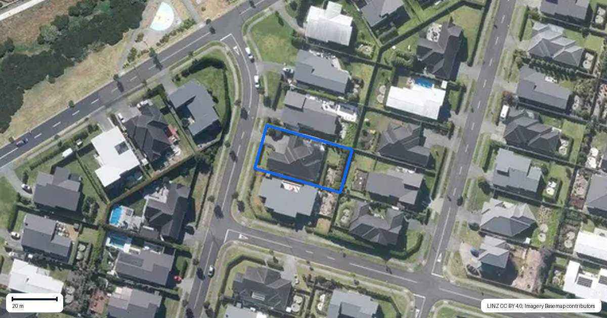 Property context map for 29 Kibblewhite Avenue, Beachlands, Auckland