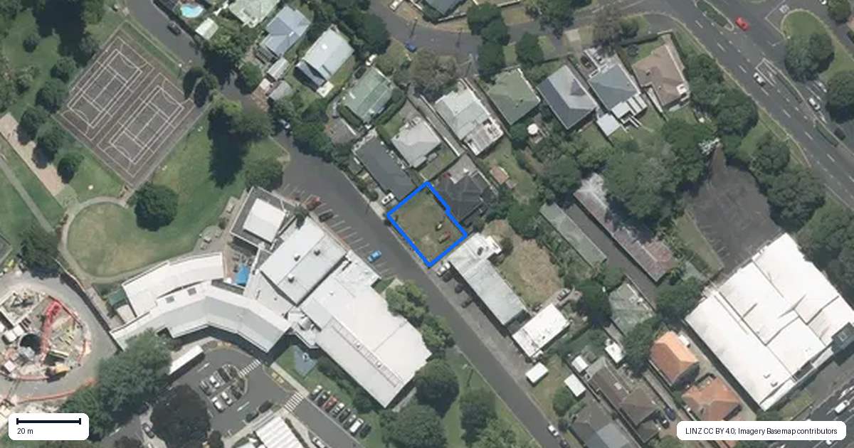 Property context map for 8 Selcourt Road, Mount Albert, Auckland
