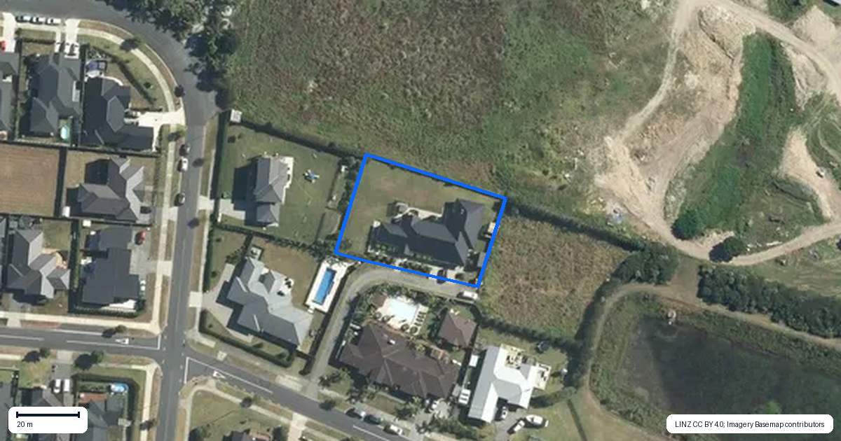 Property context map for 18 Parlane Drive, Huapai, Kumeu