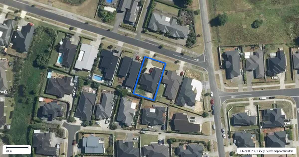 Property context map for 5 Parlane Drive, Huapai, Kumeu