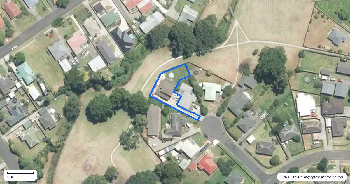Property context map for 10A Kiwi Place, Pukekohe