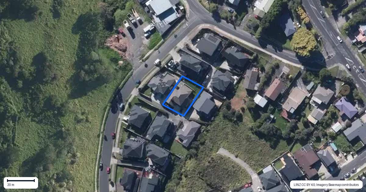 Property context map for 153 Tiriwa Drive, Massey, Auckland