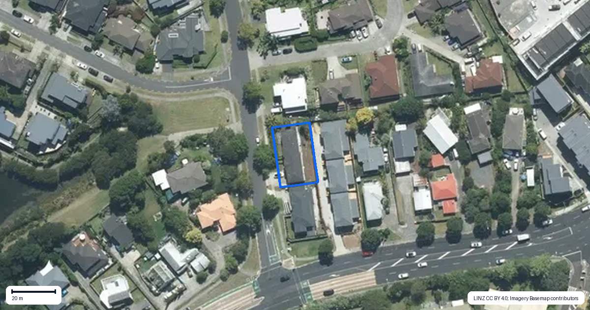 Property context map for 1B Harrowglen Drive, Northcross, Auckland
