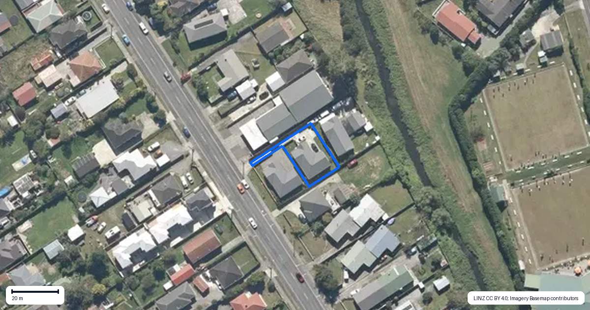 Property context map for 2/77 Main Road, Wainuiomata, Lower Hutt