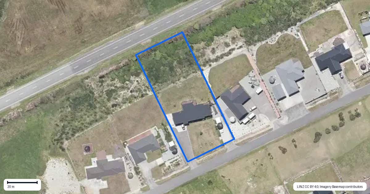 Property context map for 16 Takutai Terrace, Ruatapu