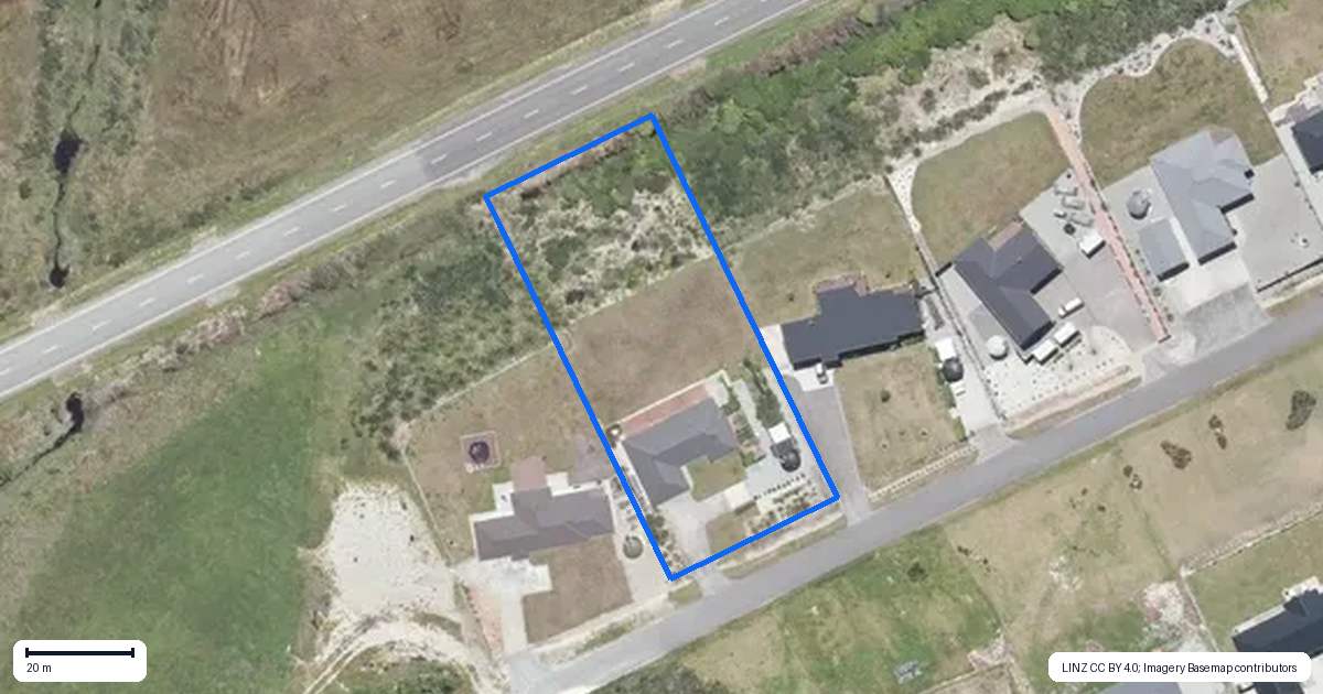 Property context map for 18 Takutai Terrace, Ruatapu