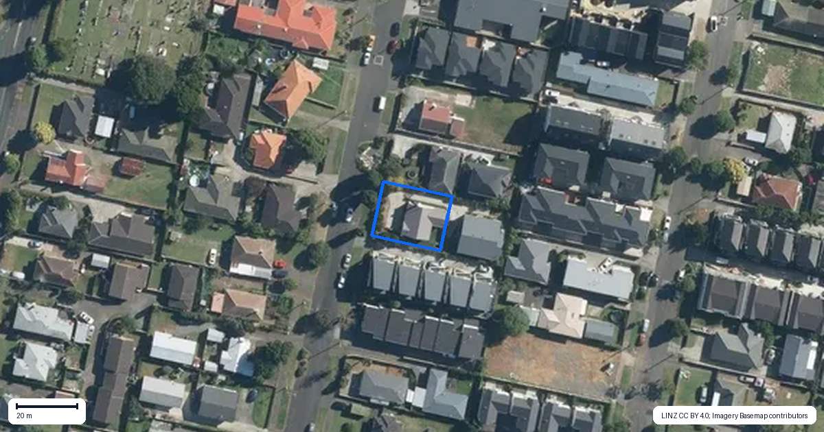 Property context map for 10A Ropata Avenue, Point England, Auckland