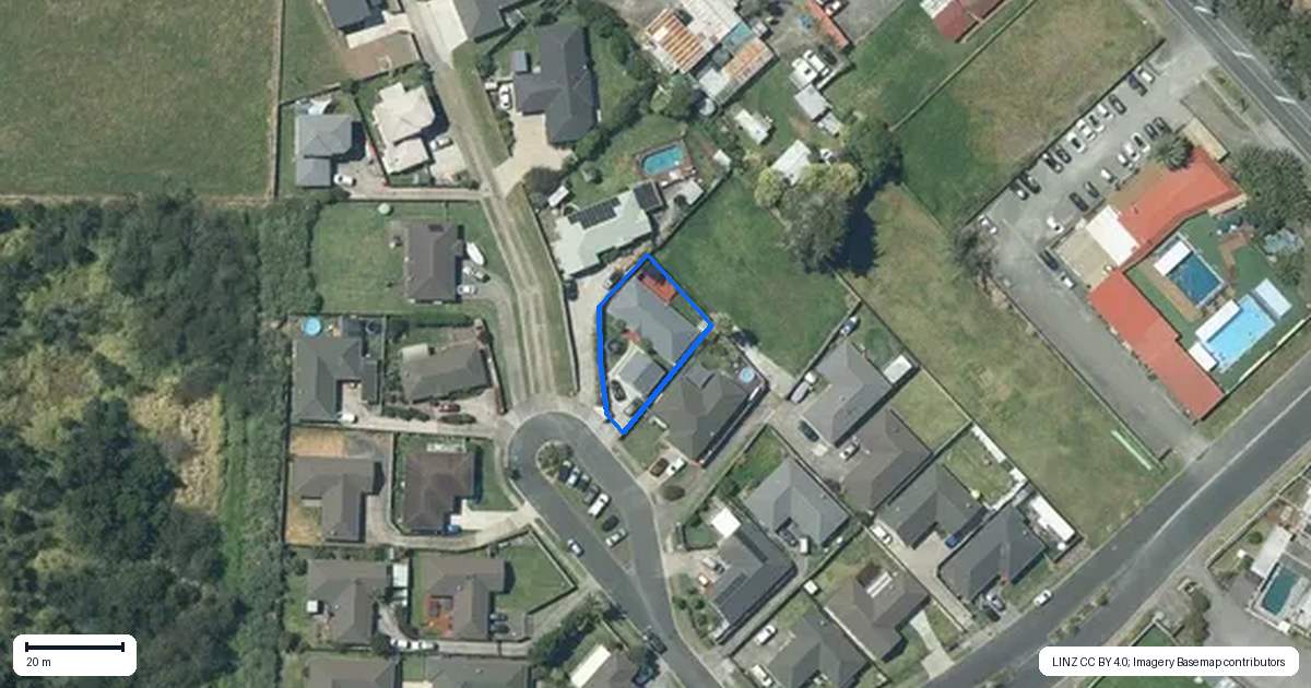 Property context map for 18 Aitkenhead Court, Parakai, Helensville