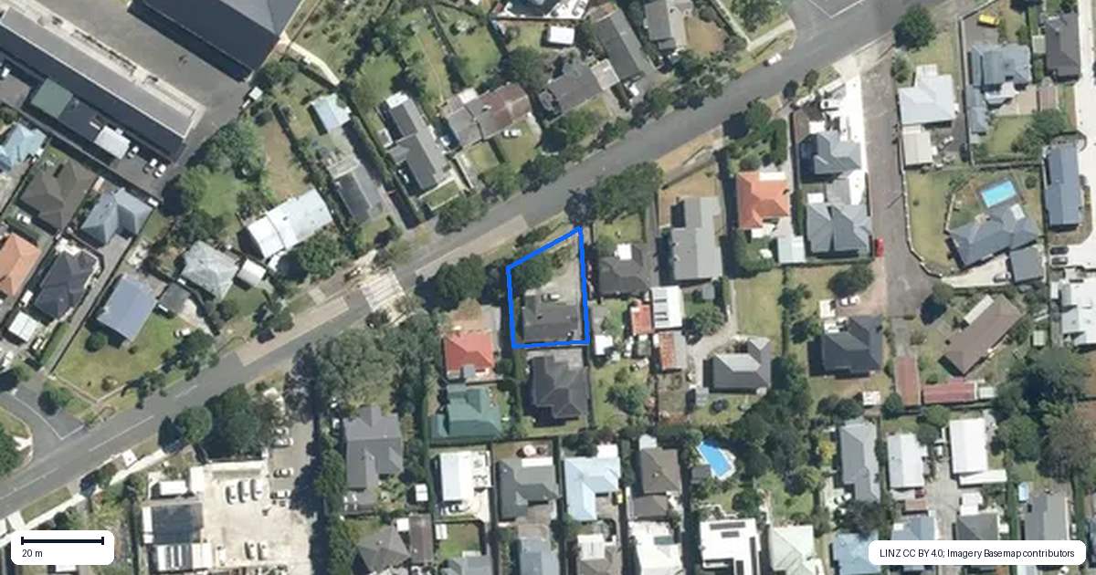 Property context map for 71 Oranga Avenue, Onehunga, Auckland