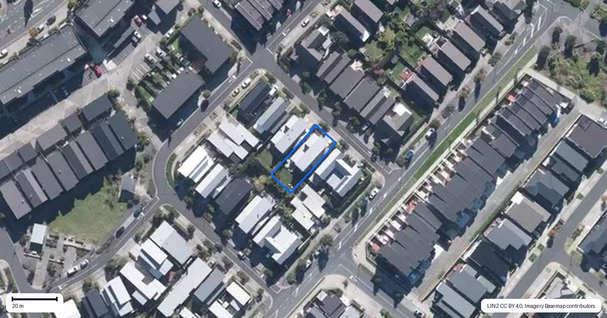 Property context map for 19 Harakeke Road, Hobsonville, Auckland