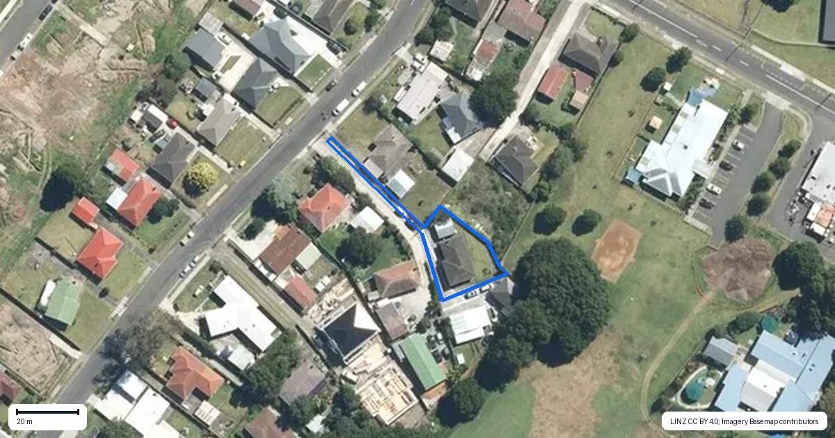 Property context map for 8 Haddon Street, Mangere East, Auckland