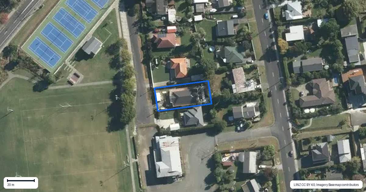 Property context map for 15 Edward Street, Riverhead