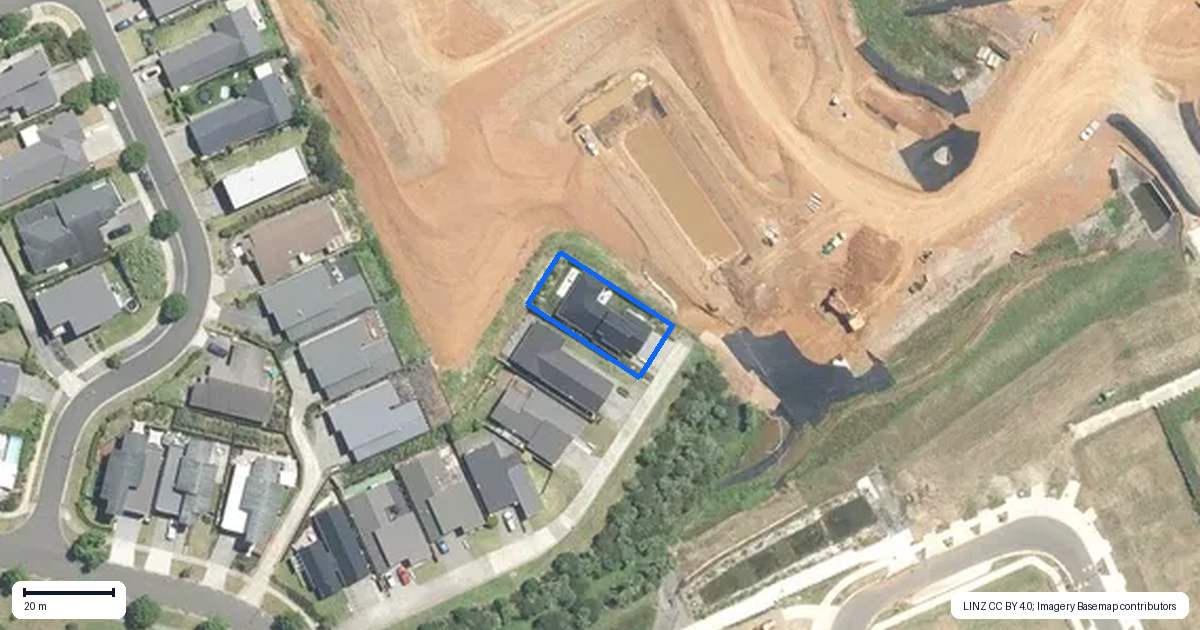 Property context map for 13 Bale Way, Pukekohe