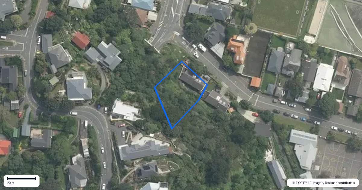 Property context map for 2 Ludlam Street, Seatoun, Wellington