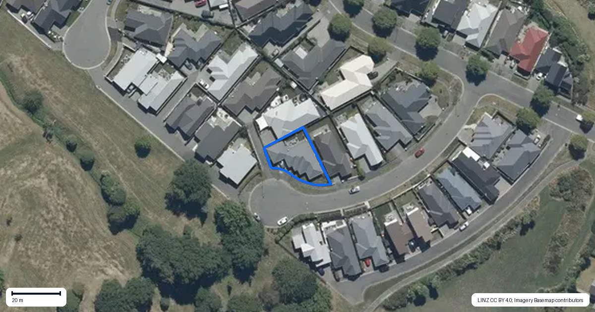 Property context map for 8 Strone Close, Broomfield, Christchurch