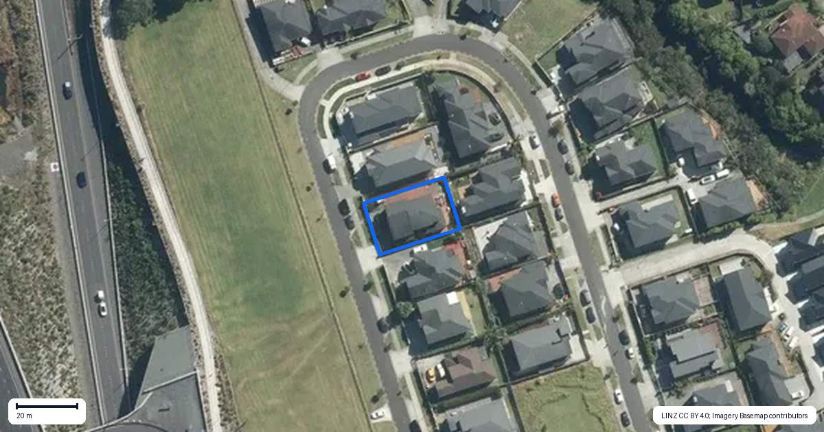 Property context map for 7 Masons Road, Oteha, Auckland