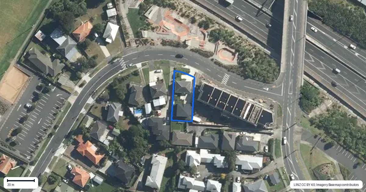 Property context map for 4 Valonia Street, New Windsor, Auckland