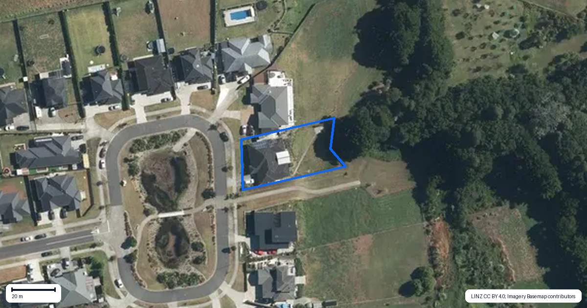 Property context map for 23 Kahika Grove, Huapai, Kumeu
