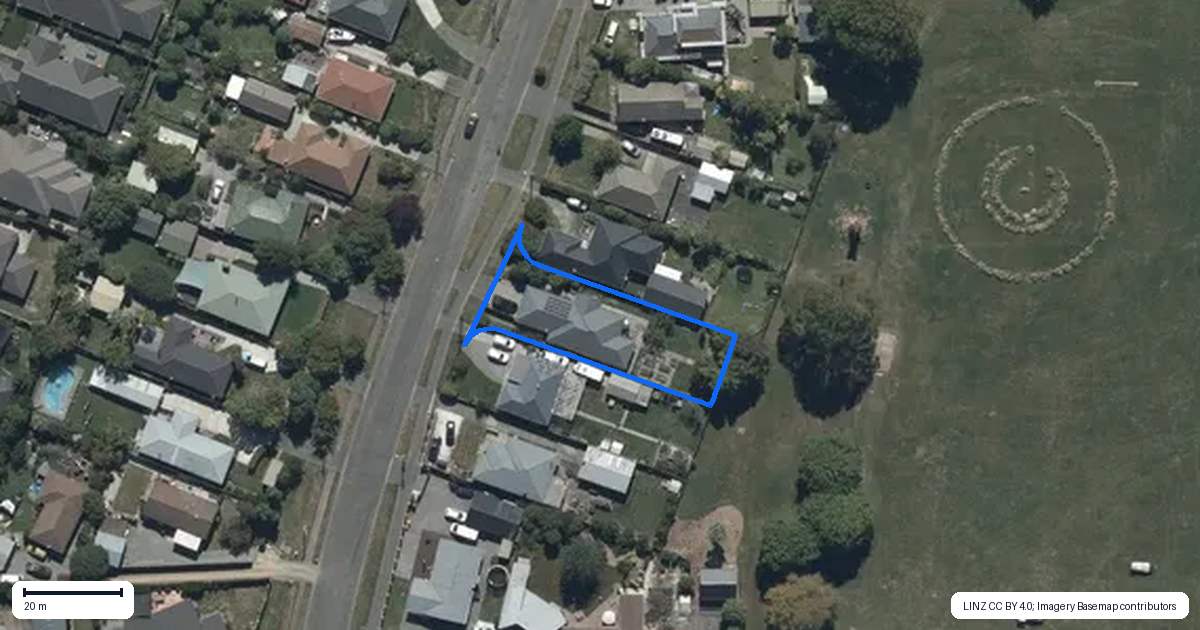 Property context map for 450 Hills Road, Mairehau, Christchurch