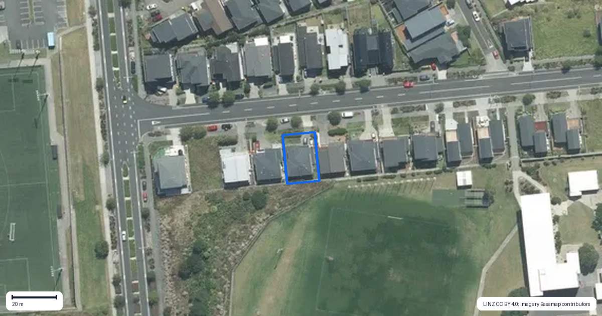 Property context map for 32 Cavalli Road, Long Bay, Auckland